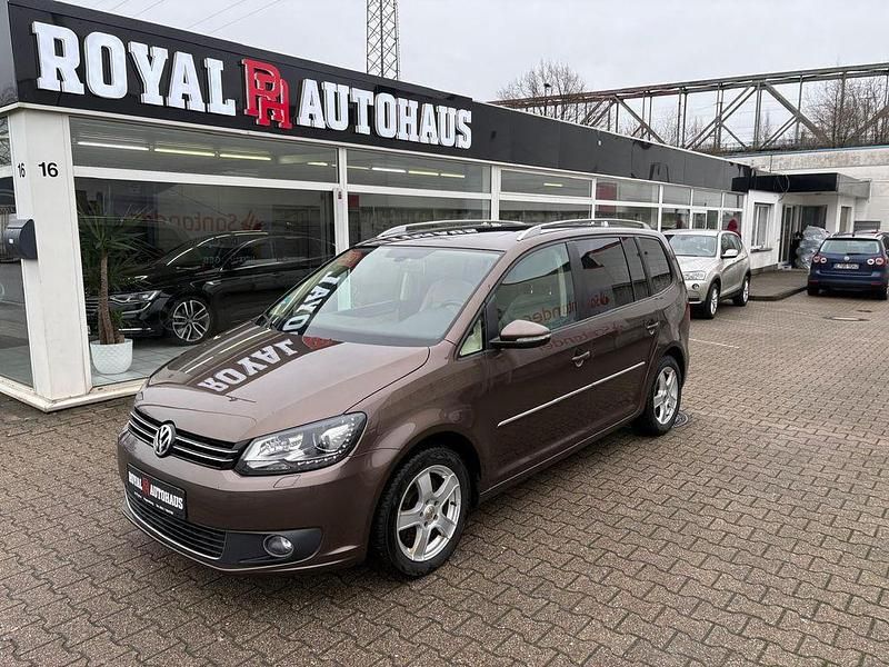 Braun Gebraucht 2015 VW Touran Highline Van / Kleinbus | 15.200 € (Guter Preis) - Bild 1/4