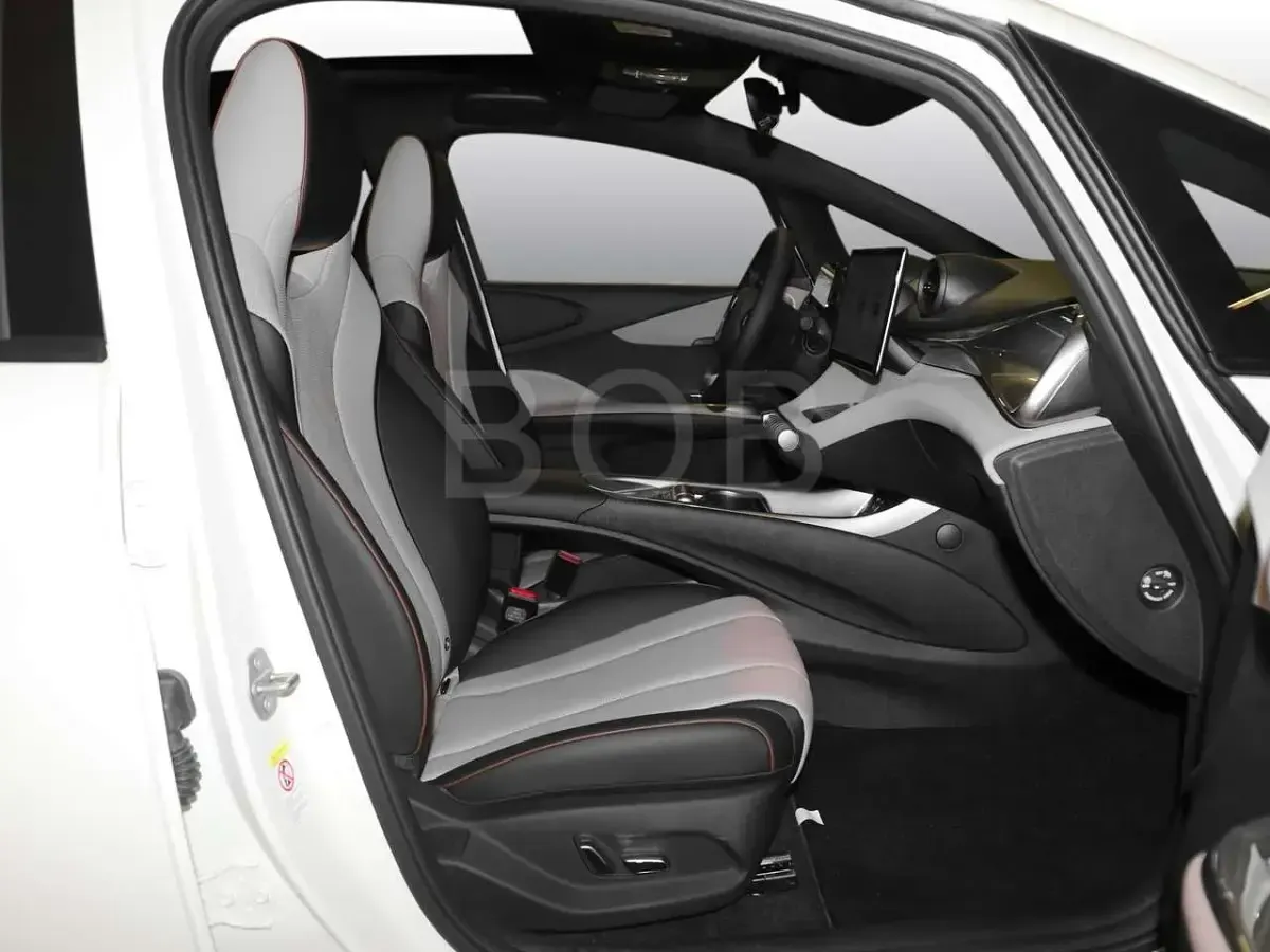Brugt BYD Dolphin Design 150 kW (204 HK) 2025 Hvid Hatchback