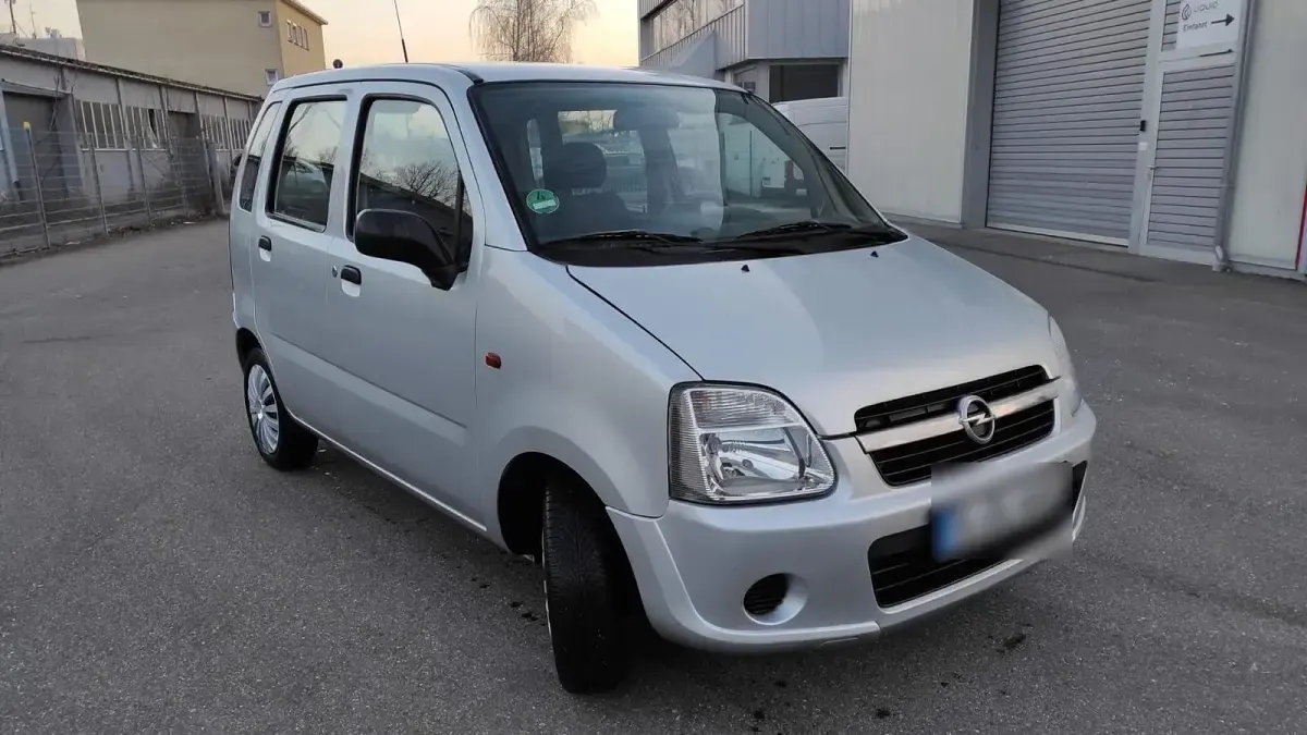 Gebraucht Opel Agila 60 PS (44 kW) 2005 Grau Van / Kleinbus