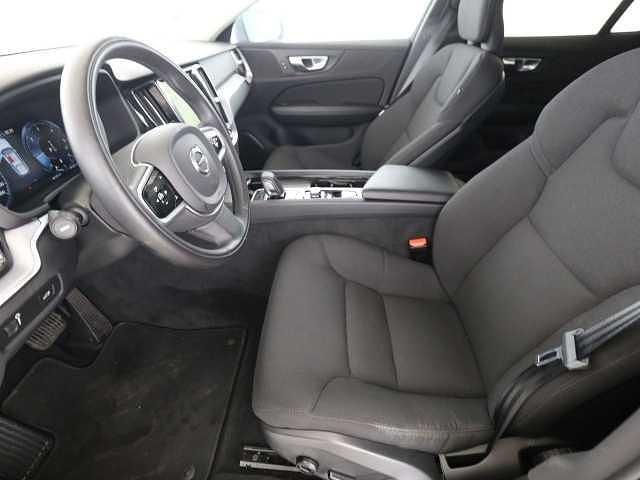 Gebraucht Volvo V60 145 PS (106 kW) 2021 Kombi
