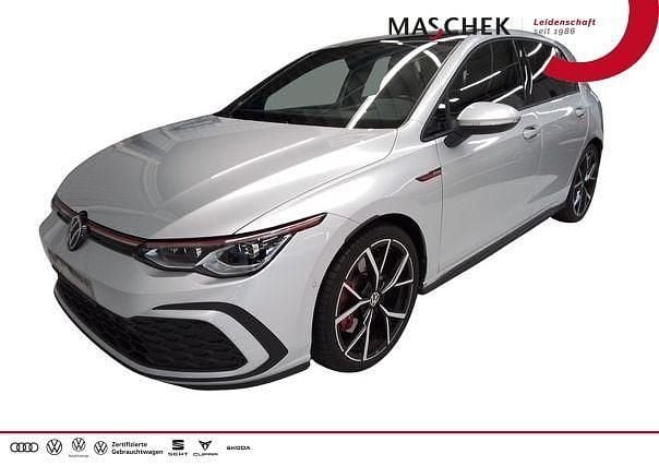 Reflexsilber metallic Gebraucht 2024 VW Golf GTI Limousine | 32.440 € (Teuer) - Bild 1/4