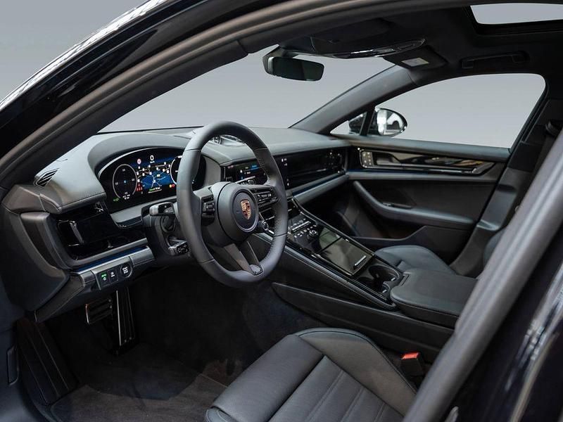 Neu Porsche Panamera 4 E-Hybrid 470 PS (345 kW) 2025 Schwarz Kleinwagen