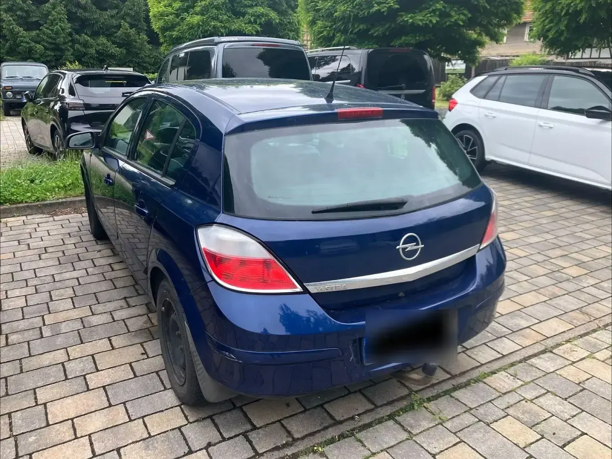 Gebraucht Opel Astra Edition 90 PS (66 kW) 2005 Blau Limousine