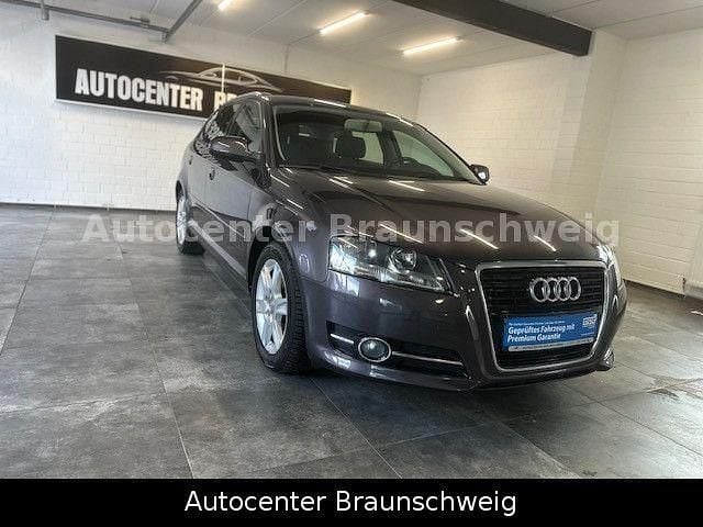 Gebraucht Audi A3 Attraction 105 PS (77 kW) 2013 Grau Limousine