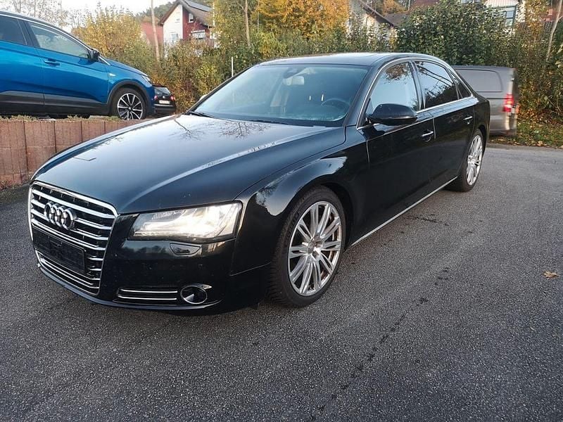 Gebraucht Audi A8L Ambiente 371 PS (272 kW) 2011 Schwarz Limousine