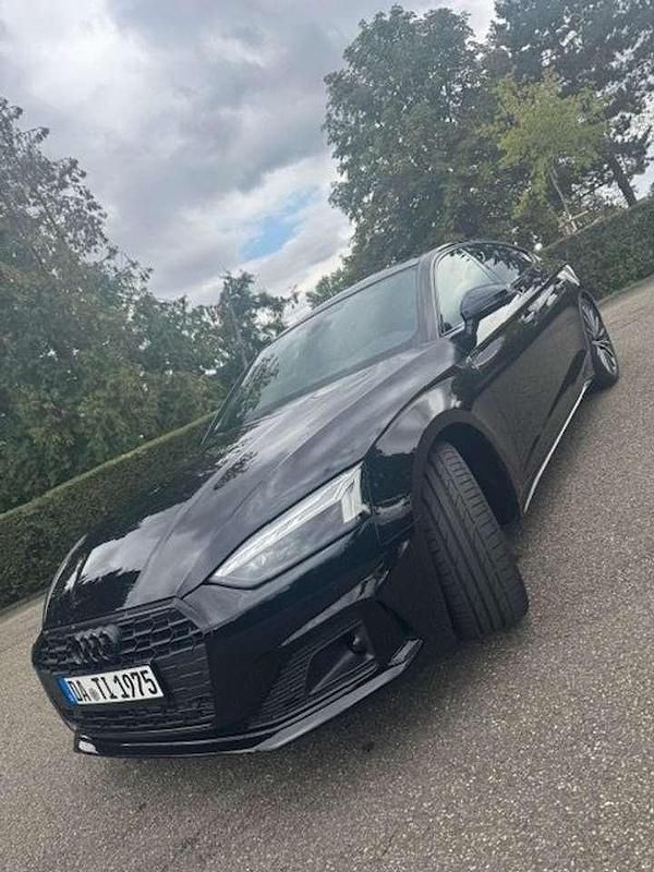 Schwarz Gebraucht 2023 Audi A5 Sportback S-Line Kleinwagen | 46.500 € (Teuer) - Bild 1/4