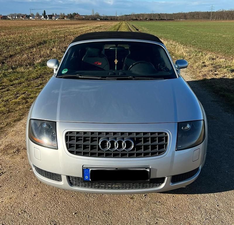 Gebraucht Audi TT 150 PS (110 kW) 2003 Silber Coupé