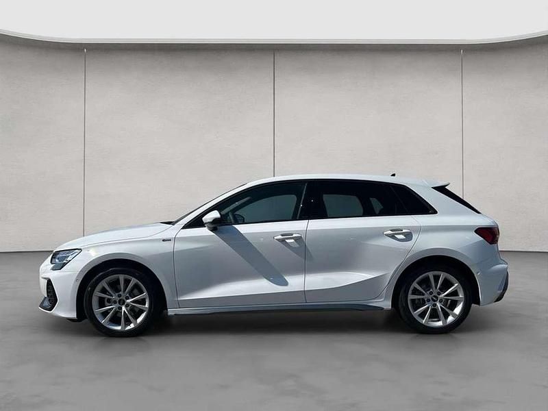 Neu Audi A3 S-Line 150 PS (110 kW) 2026 Weiß Limousine