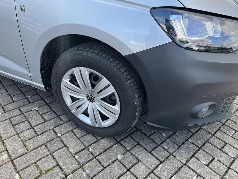 Occasion VW Caddy Maxi 102 ch (75 kW) 2022 Argent Monospace