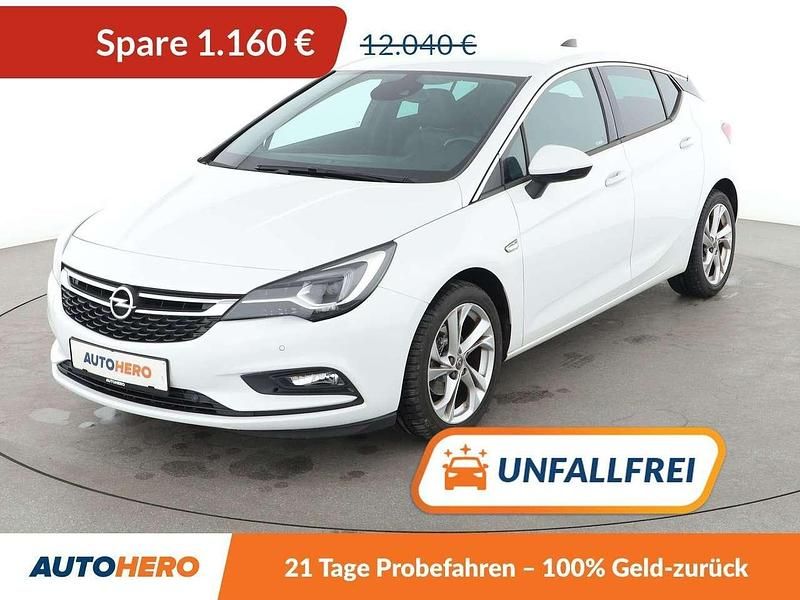 Schneeweiss Gebraucht 2016 Opel Astra Innovation Limousine | 10.880 € (Fairer Preis) - Bild 1/3