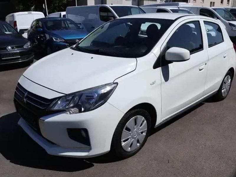 Weiß Gebraucht 2020 Mitsubishi Space Star Limousine | 8.650 € (Fairer Preis) - Bild 1/4