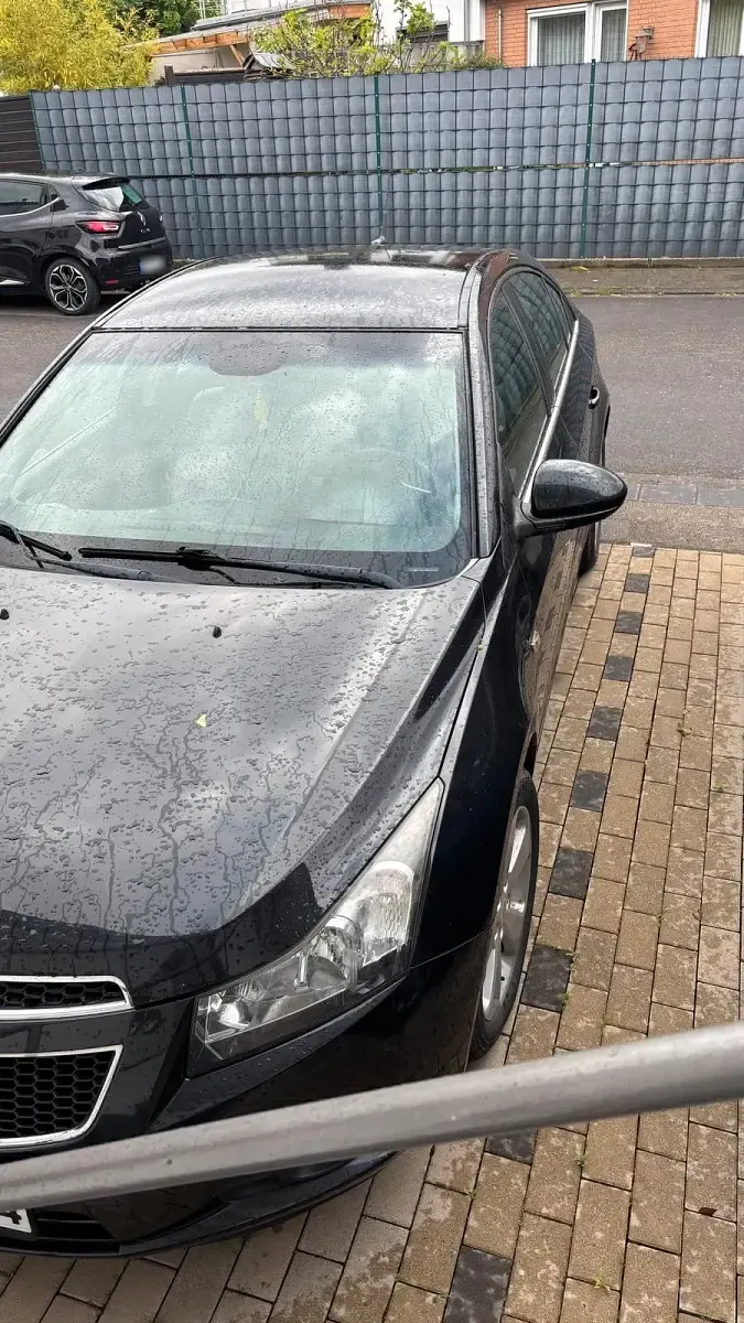 Gebraucht Chevrolet Cruze LT 163 PS (119 kW) 2011 Schwarz Limousine