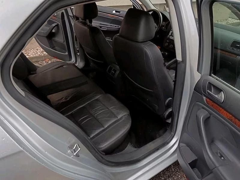 Gebraucht VW Jetta Comfortline 150 PS (110 kW) 2006 Silber Limousine