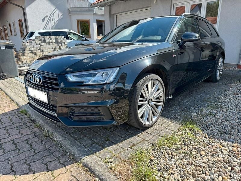 Schwarz Gebraucht 2018 Audi A4 S-Line Kombi | 18.990 € (Guter Preis) - Bild 1/4