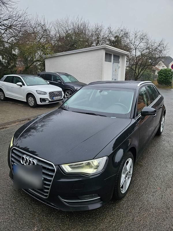 Gebraucht Audi A3 105 PS (77 kW) 2013 Schwarz Limousine