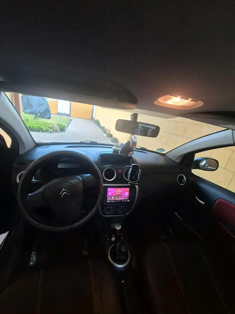 Gebraucht Citroën C2 60 PS (44 kW) 2008 Schwarz Kleinwagen