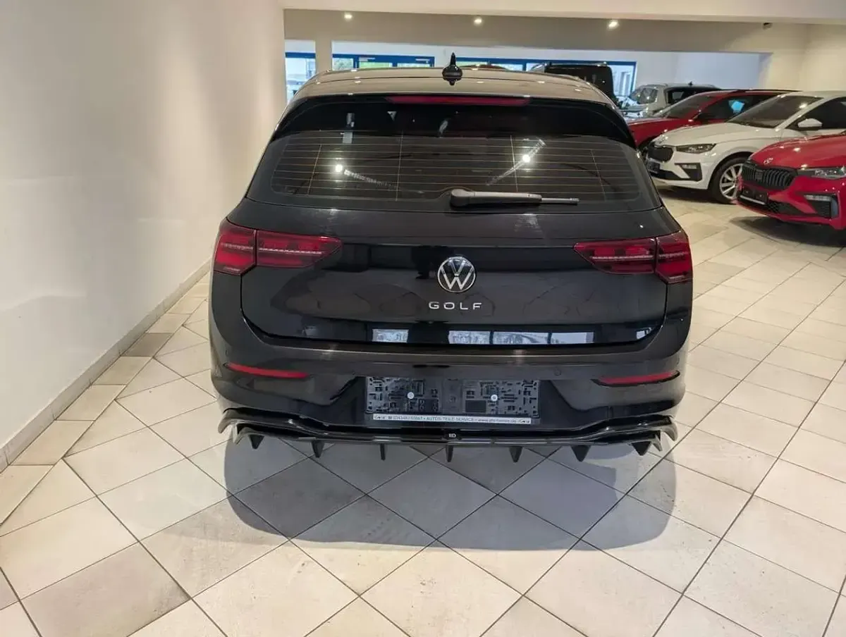 Gebraucht VW Golf VII 150 PS (110 kW) 2020 Schwarz Limousine