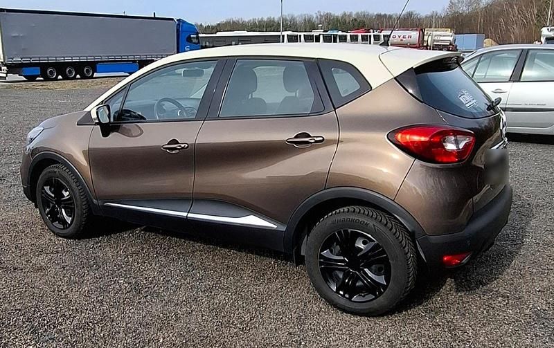 Gebraucht Renault Captur Dynamique 120 PS (88 kW) 2014 Braun SUV