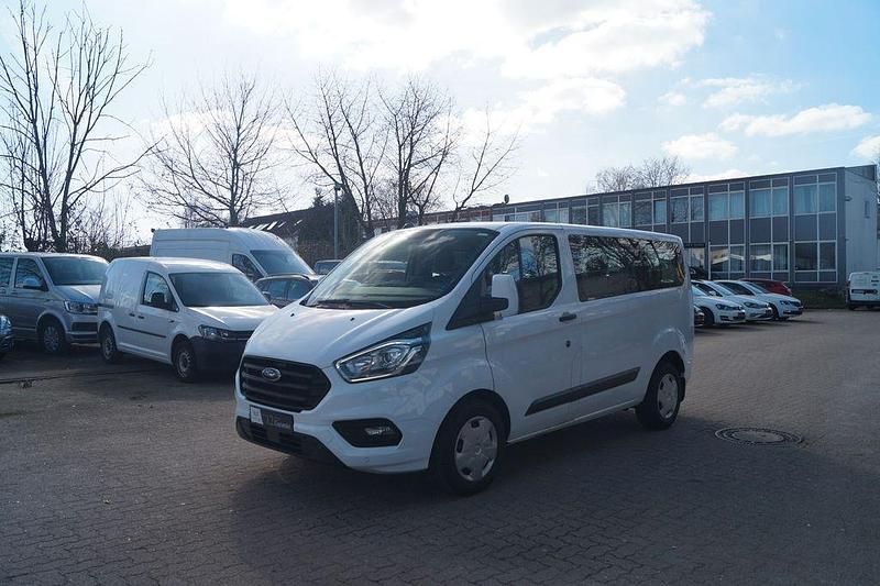 Second-hand Ford Transit 131 CP (96 kW) 2020 Alb Monovolum