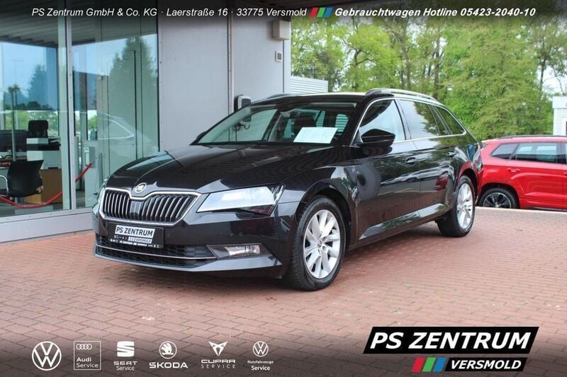Black magic (metallic) Gebraucht 2019 Skoda Superb Style Kombi | 19.890 € (Fairer Preis) - Bild 1/4