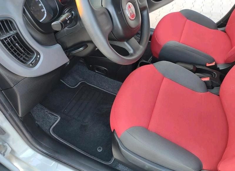 Gebraucht Fiat Panda Pop 69 PS (50 kW) 2014 Weiß Kleinwagen