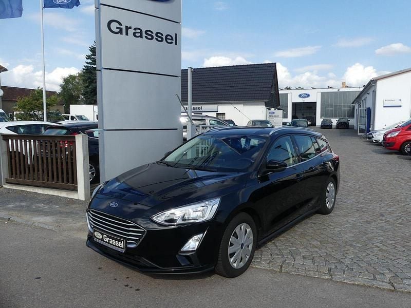 Shadow black Gebraucht 2019 Ford Focus Cool & Connect Kombi | 13.900 € (Fairer Preis) - Bild 1/4