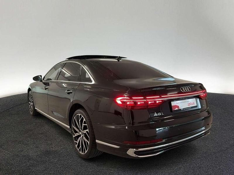 Gebraucht Audi A8L Ambiente 286 PS (210 kW) 2023 Mythosschwarz metallic Limousine