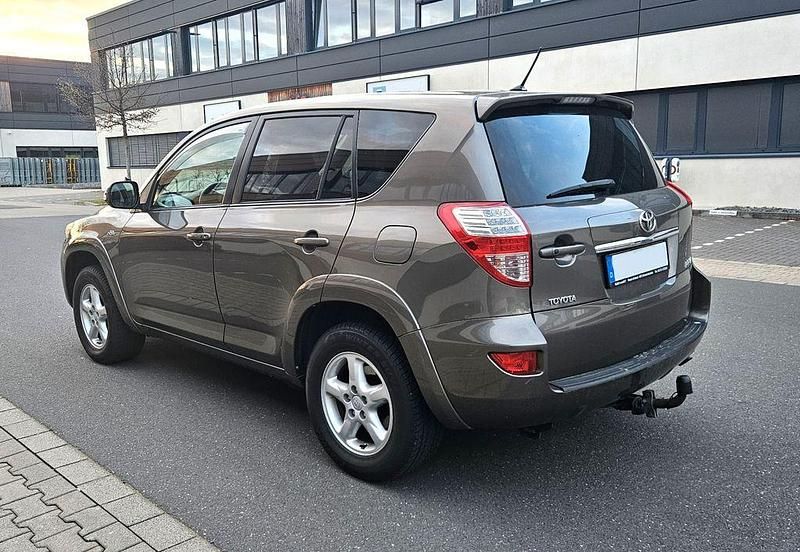 Gebraucht Toyota RAV4 177 PS (130 kW) 2012 Braun SUV