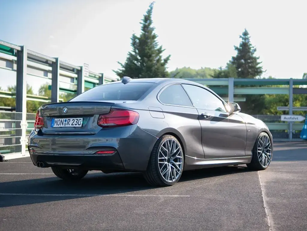 Używany BMW 230 M Sport 252 KM (185 kW) 2017 Szary Coupe