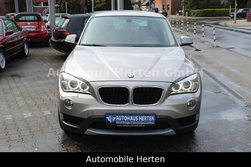 Gebraucht BMW X1 143 PS (105 kW) 2014 Silber SUV