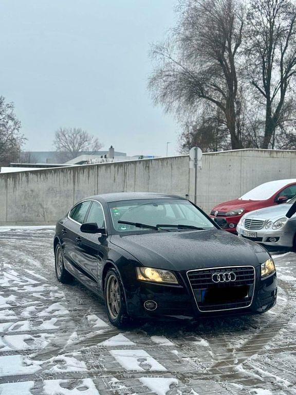 Schwarz Gebraucht 2010 Audi A5 Sportback Kleinwagen | 7.300 € (Guter Preis) - Bild 1/4