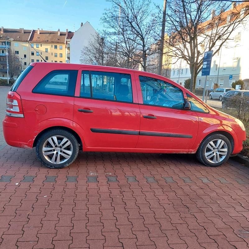 Rot Gebraucht 2009 Opel Zafira Van / Kleinbus | 2.250 € (Fairer Preis) - Bild 1/4