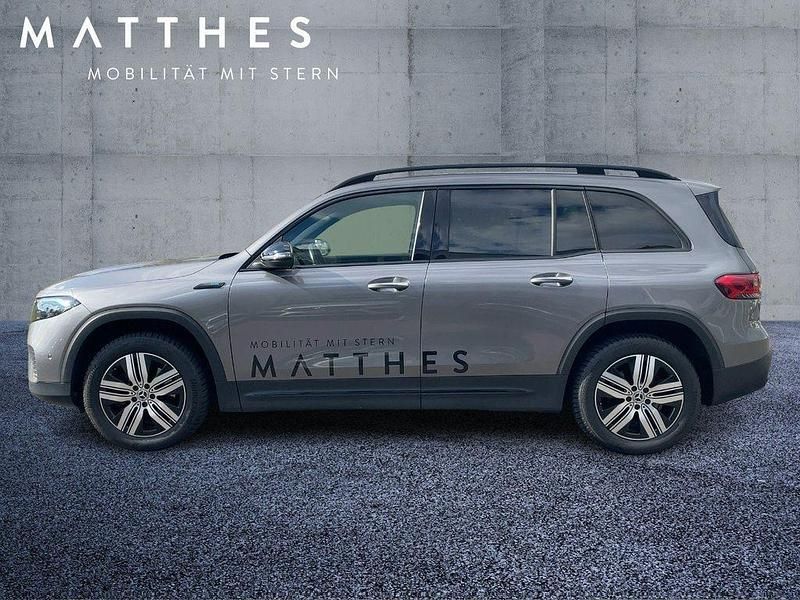 Gebraucht Mercedes EQB250 Night 139 kW (190 PS) 2022 Mountaingrau  met. (metallic) SUV