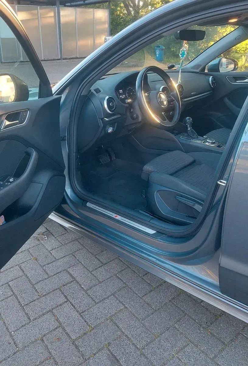 Second-hand Audi A3 S-Line 116 CP (85 kW) 2019 Gri Berlinǎ