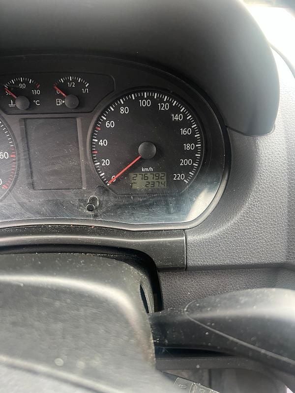 Gebraucht VW Polo 80 PS (58 kW) 2007 Schwarz Kleinwagen