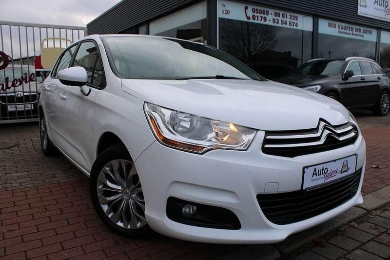 Gebraucht Citroën C4 Attraction 120 PS (88 kW) 2012 Weiß Kombi