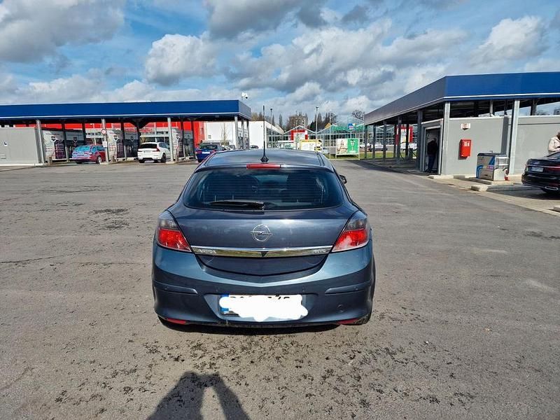 Gebraucht Opel Astra GTC 90 PS (66 kW) 2007 Blau Coupé