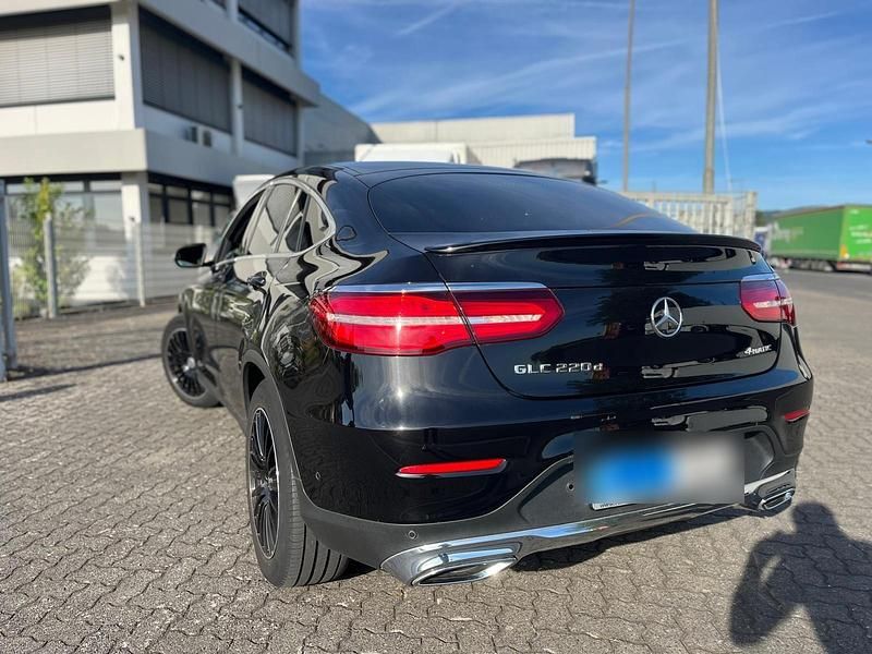 Gebraucht Mercedes GLC220 170 PS (125 kW) 2016 Schwarz Coupé