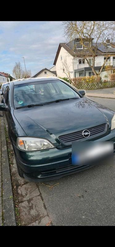 Gebraucht Opel Astra 101 PS (74 kW) 2000 Grün Limousine