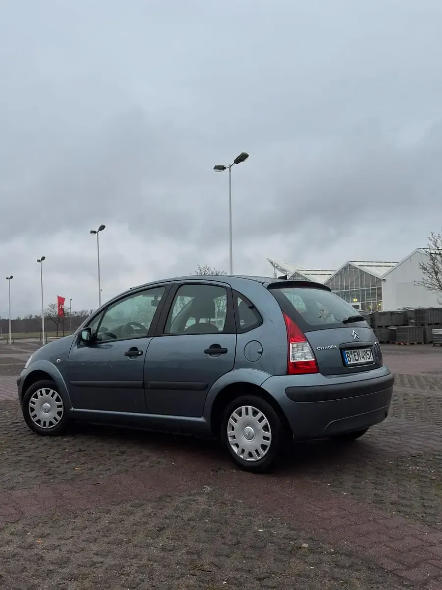 Gebraucht Citroën C3 60 PS (44 kW) 2006 Blau Kleinwagen