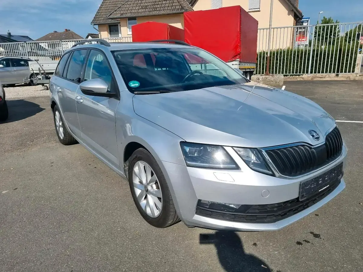 Gebraucht Skoda Octavia 150 PS (110 kW) 2019 Silber Kombi