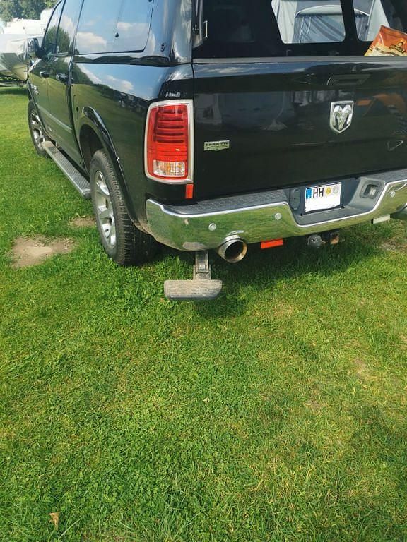 Second-hand Dodge Ram 401 CP (294 kW) 2015 Negru Pickup