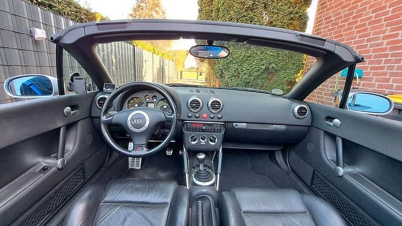 Silber Gebraucht 2000 Audi TT Roadster Sport Cabrio | 4.444 € (Guter Preis) - Bild 1/4