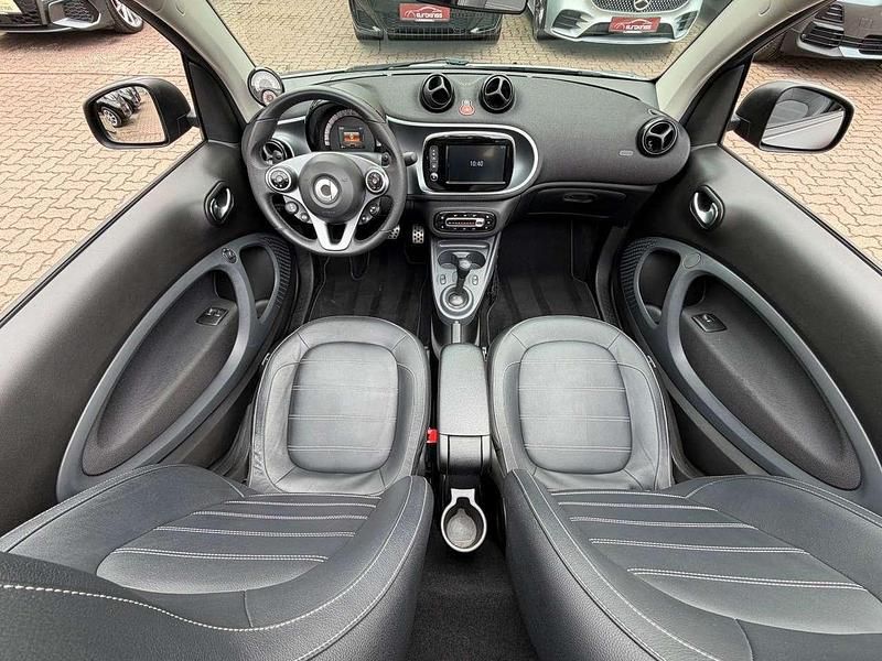 Gebraucht Smart ForTwo Cabrio Prime 90 PS (66 kW) 2018 Titania gry (mattgrau) Cabrio