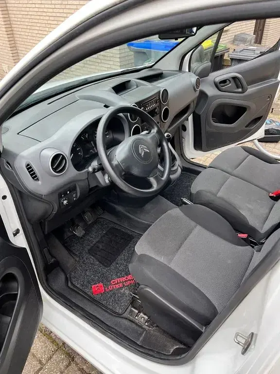 Gebraucht Citroën Berlingo 75 PS (55 kW) 2018 Weiß Van / Kleinbus