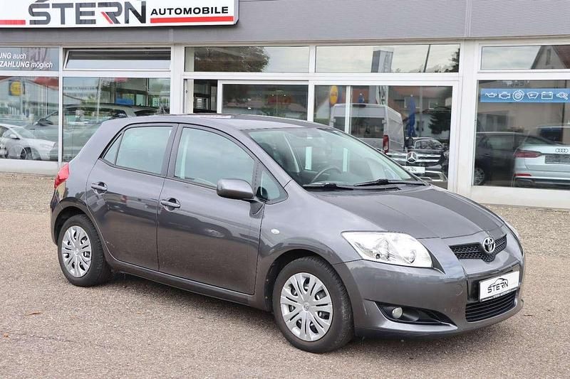 Grau Gebraucht 2008 Toyota Auris Sol Kleinwagen | 3.990 € (Fairer Preis) - Bild 1/4