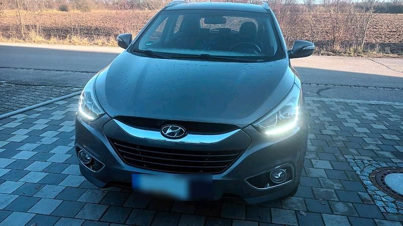 Gebraucht Hyundai ix35 135 PS (99 kW) 2015 Grau SUV