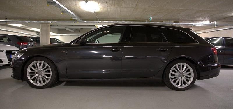 Schwarz Gebraucht 2016 Audi A6 S-Line Kombi | 16.150 € (Superpreis) - Bild 1/3