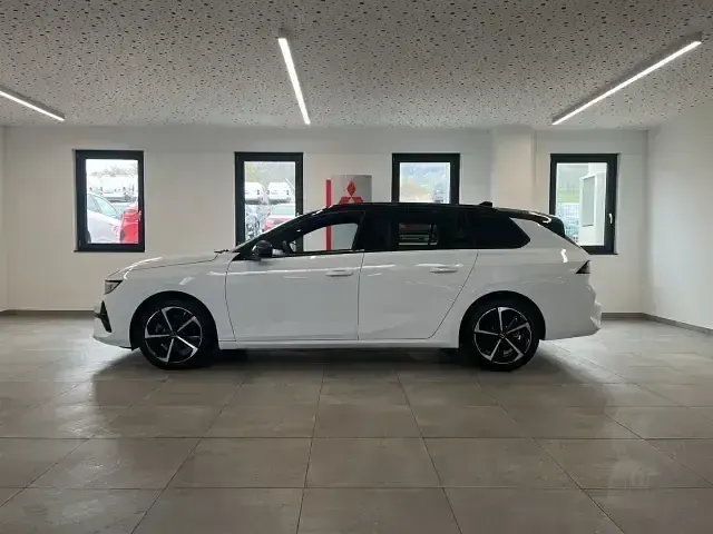 Nowe Opel Astra 131 KM (96 kW) 2026 Biały Kombi