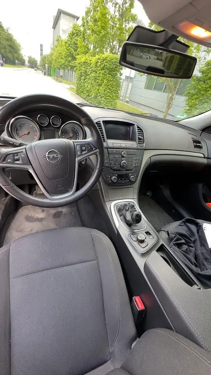 Gebraucht Opel Insignia Cosmo 140 PS (102 kW) 2009 Blau Limousine